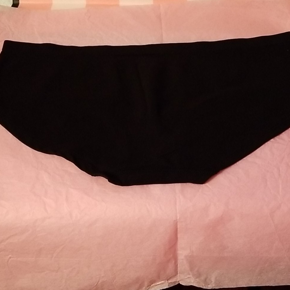 Pink panties - Picture 3 of 3